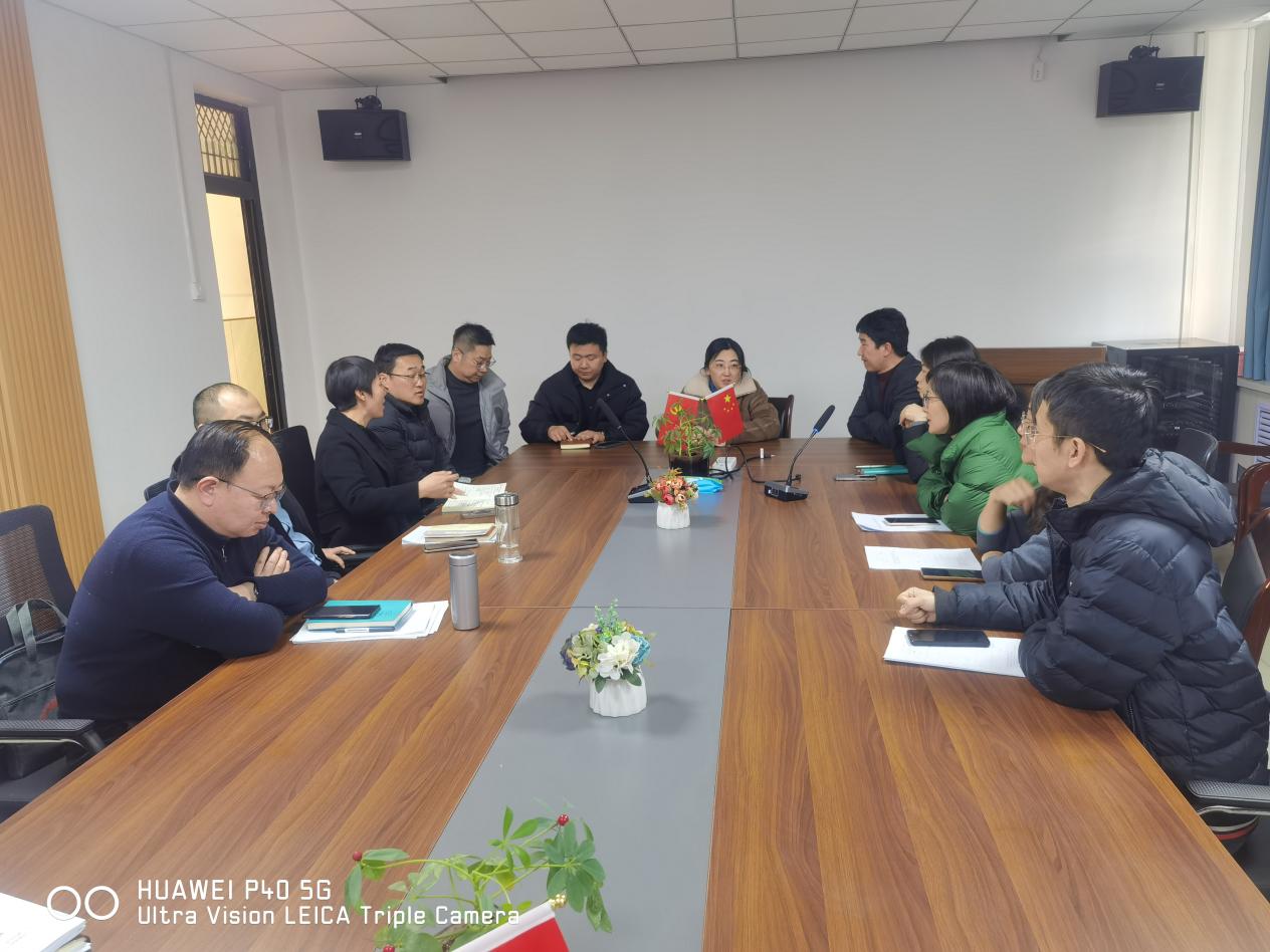 8350e6eec169d28625d6d5717537868